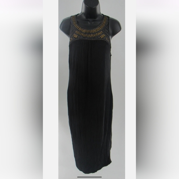 Mossimo Supply Co. Dresses & Skirts - Mossimo Boeheim Black&Gold Midi Dress